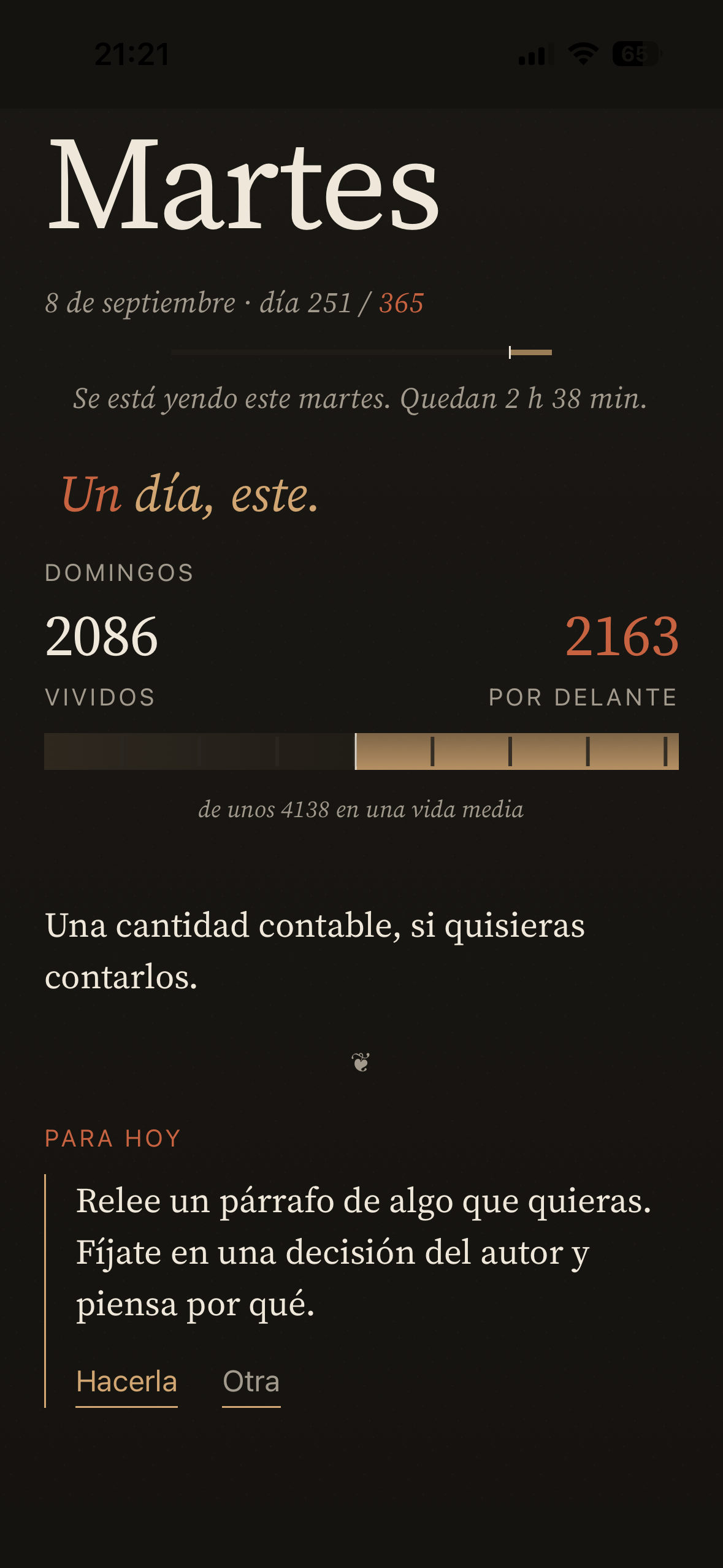 El mismo panel del día en modo oscuro